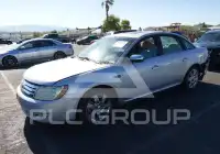 2009 Ford TAURUS фото