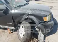 2009 Ford ESCAPE photo