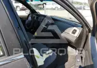 2009 Ford CROWN фото