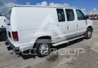 2009 Ford E-250 photo
