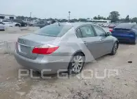 2009 Hyundai Genesis photo