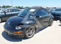 2009 Volkswagen BEETLE photo
