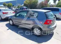 2009 Volkswagen RABBIT photo