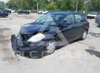2010 Nissan VERSA photo
