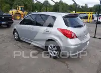 2010 Nissan VERSA photo