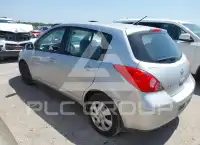 2010 Nissan VERSA фото