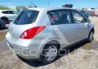 2010 Nissan VERSA photo