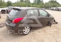 2010 Nissan VERSA фото