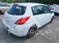 2010 Nissan VERSA фото