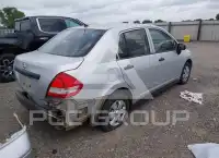 2010 Nissan VERSA фото