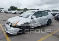 2010 Nissan SENTRA фото