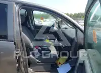 2010 Nissan TITAN photo