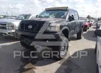 2010 Nissan TITAN фото