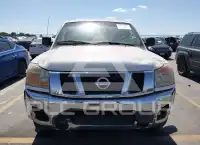 2010 Nissan TITAN фото