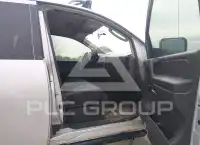 2010 Nissan TITAN фото