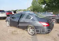 2010 Nissan MAXIMA photo