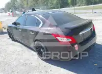 2010 Nissan MAXIMA photo