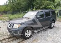 2010 Nissan PATHFINDER photo