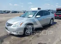 2010 Nissan ALTIMA фото