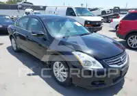 2010 Nissan ALTIMA фото