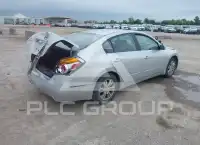 2010 Nissan ALTIMA photo