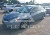 2010 Nissan ALTIMA photo
