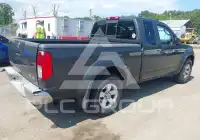 2010 Nissan FRONTIER photo