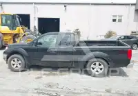 2010 Nissan FRONTIER фото