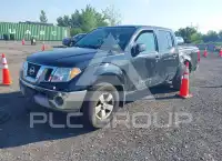 2010 Nissan FRONTIER photo