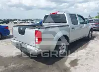 2010 Nissan FRONTIER фото