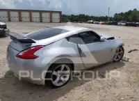 2010 Nissan 370Z фото