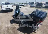 2010 Harley-Davidson FLHTCU фото
