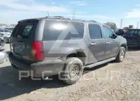 2010 Chevrolet Suburan photo