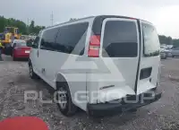 2010 Chevrolet Express photo