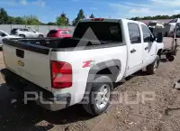 2010 Chevrolet Silverado photo