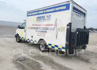 2010 Chevrolet Express фото