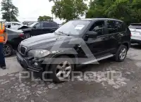 2010 BMW X5 фото