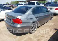 2010 BMW 328 photo