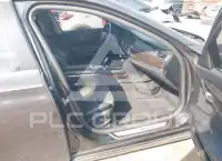 2010 BMW 750 фото