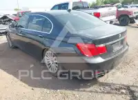 2010 BMW 750 фото