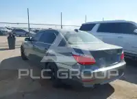 2010 BMW 528 photo