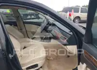 2010 BMW 528 фото