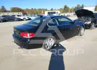 2010 BMW 335 фото