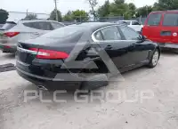 2010 Jaguar XF фото