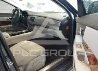 2010 Jaguar XF фото