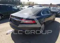 2010 Jaguar XF фото