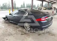 2010 Jaguar XF фото
