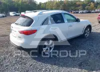 2010 Infinity FX35 фото