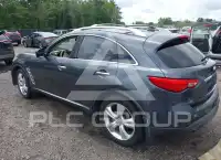 2010 Infinity FX35 photo