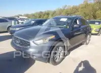 2010 Infinity FX35 фото